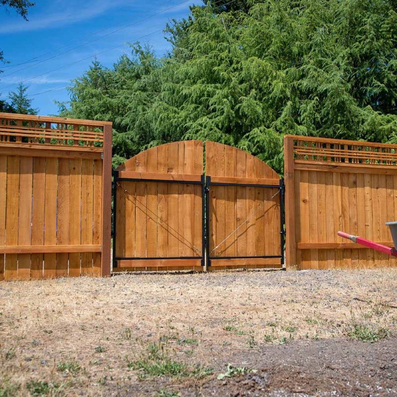 Custom Gate in Lewisville